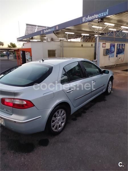 Gris / plata Usado 2004 Renault Laguna II Privilege Berlina | 1800 € (Buen precio) - Imagen 1/4