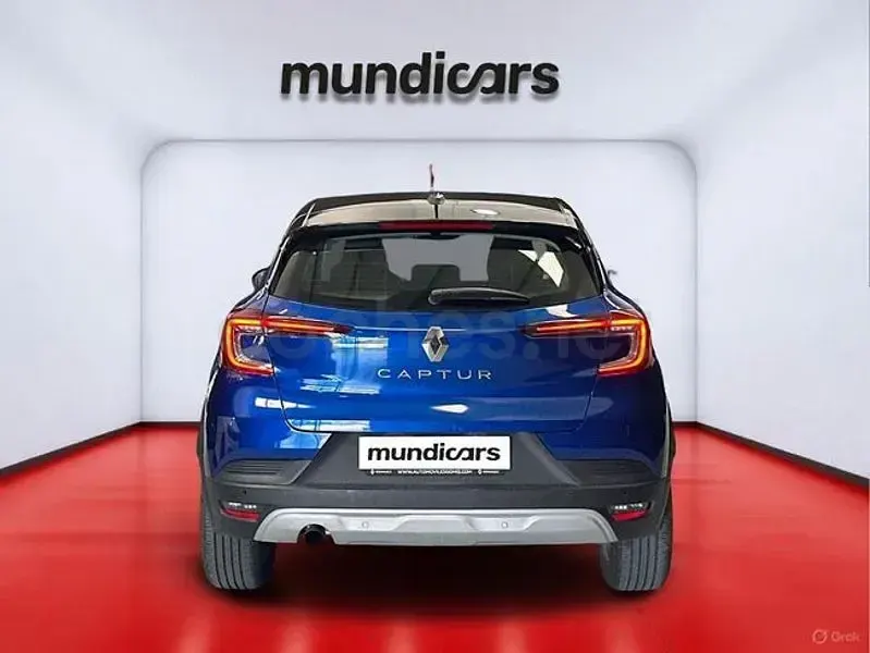 Usado Renault Captur Intens 101 CV (74 kW) 2020 Azul SUV