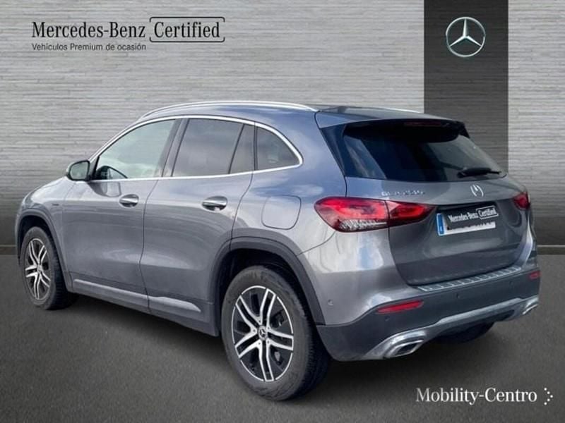 Usado Mercedes GLA250 Progressive 160 CV (117 kW) 2020 Mountaingrau  met. SUV
