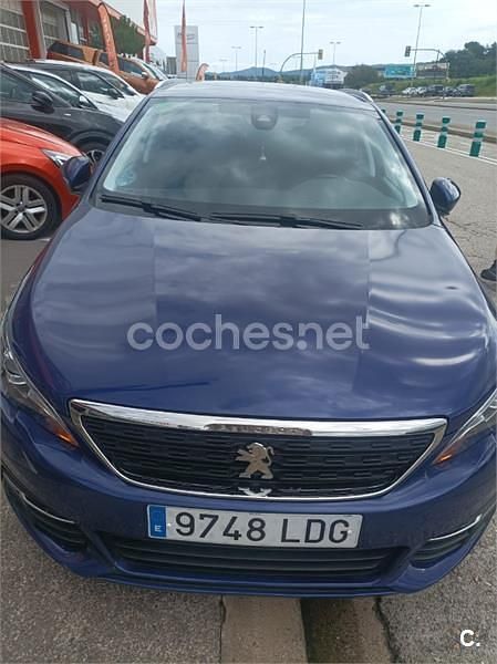 Usado Peugeot 308 SW Style 130 CV (95 kW) 2019 Azul Familiar