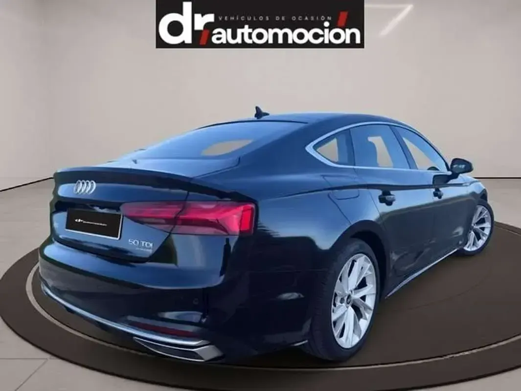 Käytetty Audi A5 Sportback Advanced Plus 286 HP (210 kW) 2021 Musta Viistoperä