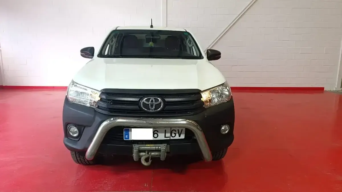 Usado Toyota HiLux 150 CV (110 kW) 2020 Blanco Pickup/Camioneta