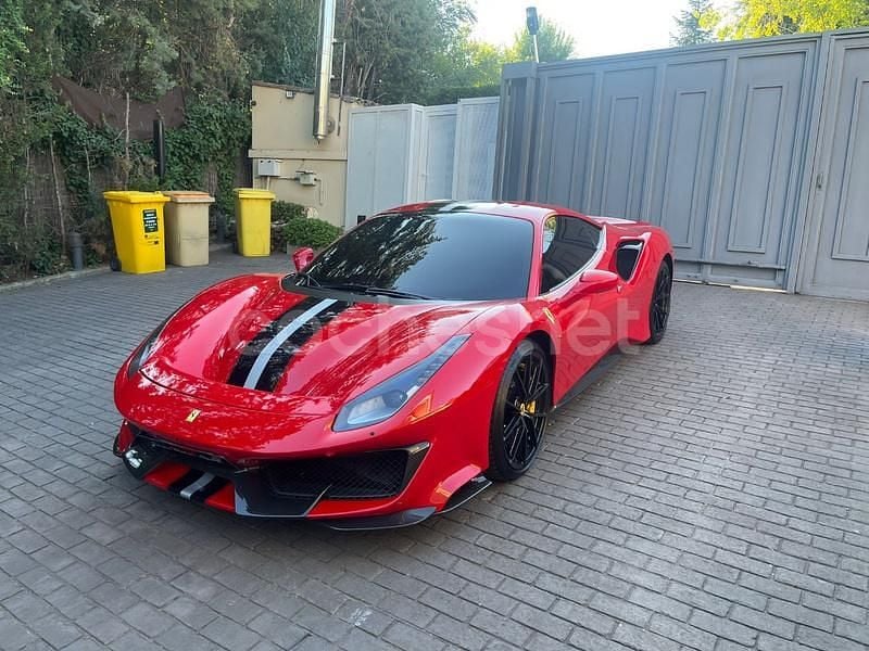 Rojo Usado 2019 Ferrari 488 Coupe | 444.000 € - Imagen 1/4
