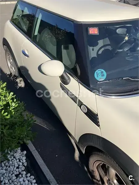 Usado Mini ONE 75 CV (55 kW) 2010 Blanco Utilitario