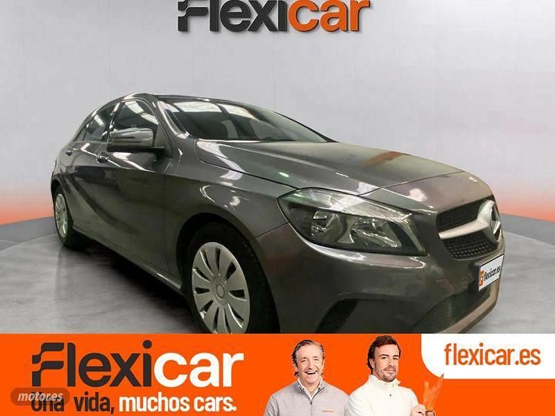 Gris Usado 2016 Mercedes A180 Style Utilitario | 15.490 € (Precio justo) - Imagen 1/4