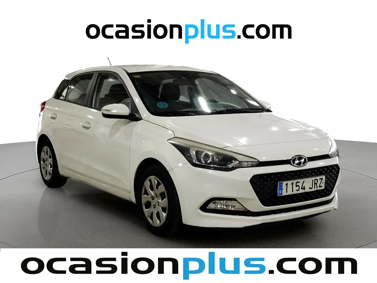 Usado Hyundai i20 90 CV (66 kW) 2016 Blanco Utilitario