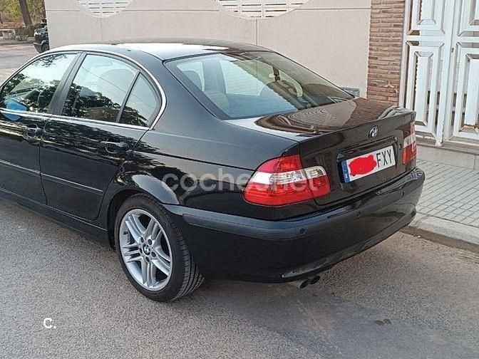 Negro Usado 2003 BMW 320 Berlina | 6500 € (Precio justo) - Imagen 1/4
