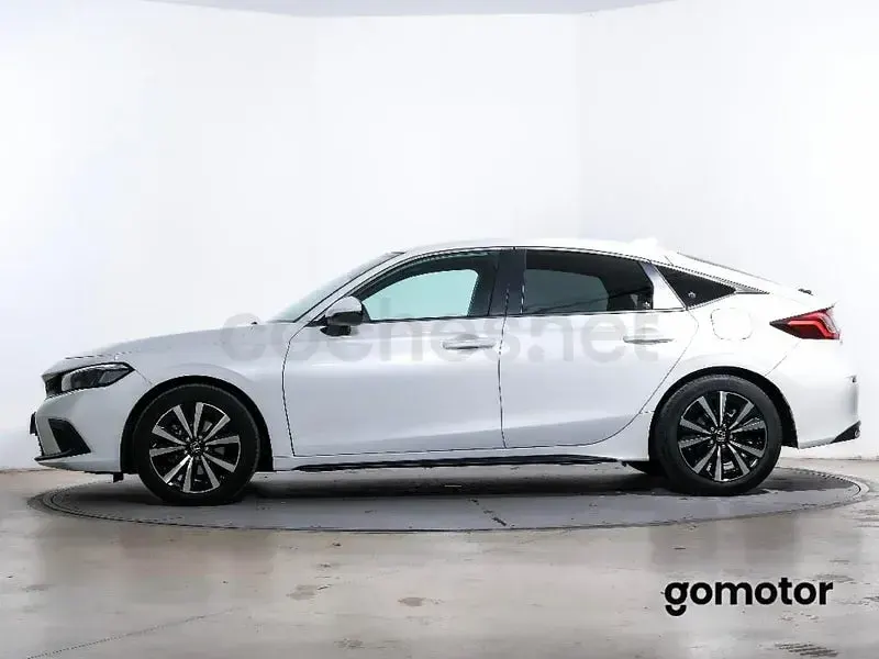 Usado Honda Civic Elegance 184 CV (135 kW) 2025 Gris / plata Berlina
