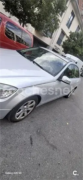 Usado Mercedes E200 Avantgarde 136 CV (100 kW) 2011 Gris / plata Familiar