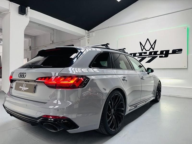 Usado Audi RS4 Premium 450 CV (330 kW) 2021 Gris / plata Familiar