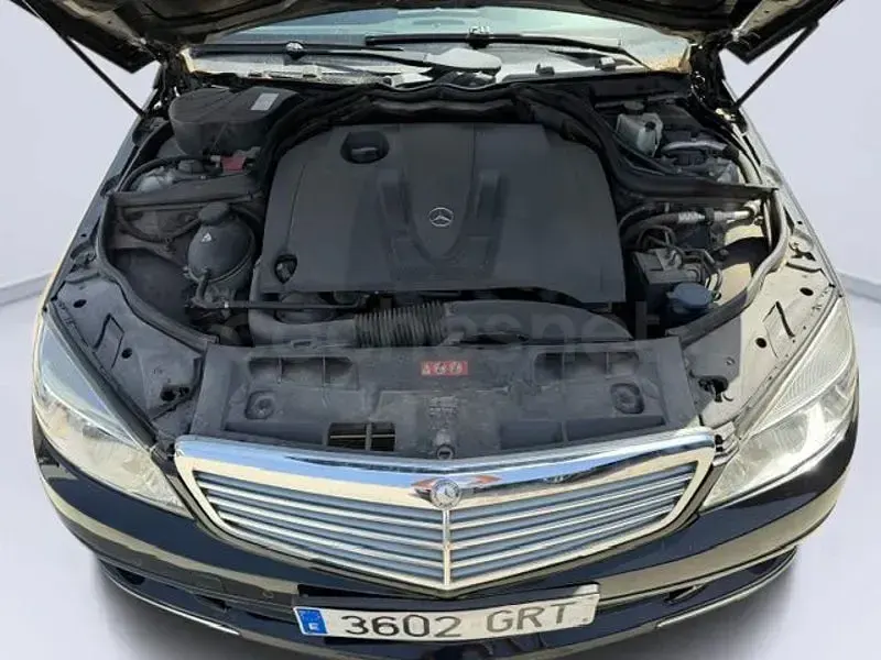 Usado Mercedes C220 Elegance 170 CV (125 kW) 2008 Negro Berlina