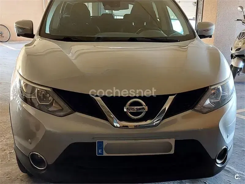 Usado Nissan Qashqai N-Connecta 130 CV (95 kW) 2016 Gris / plata SUV