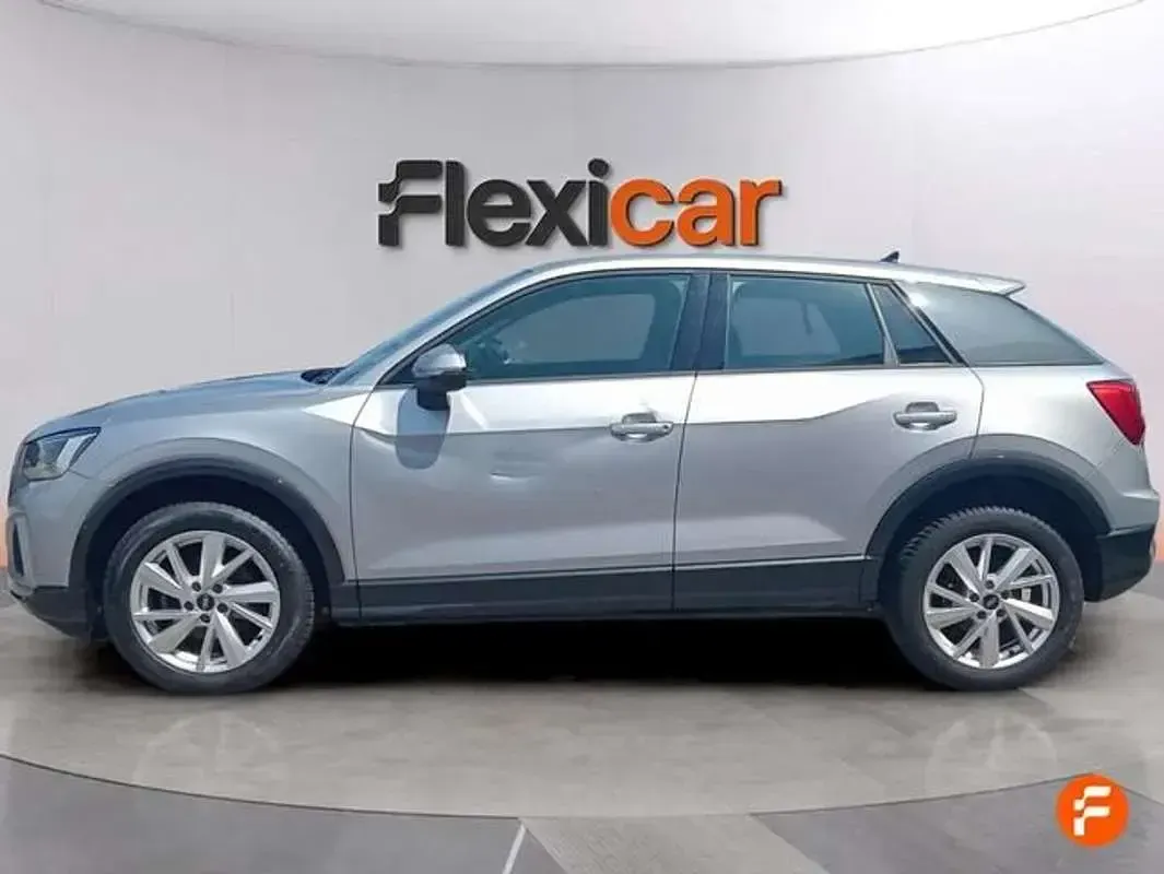 Usado Audi Q2 150 CV (110 kW) 2023 Gris SUV