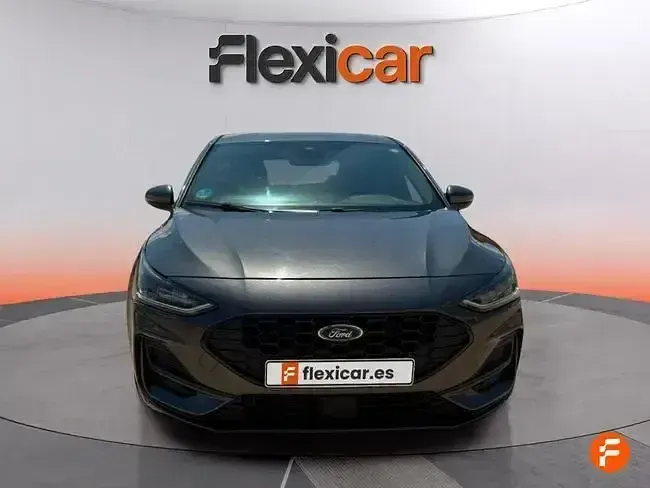 Usado Ford Focus ST-Line 155 CV (114 kW) 2024 Gris Berlina