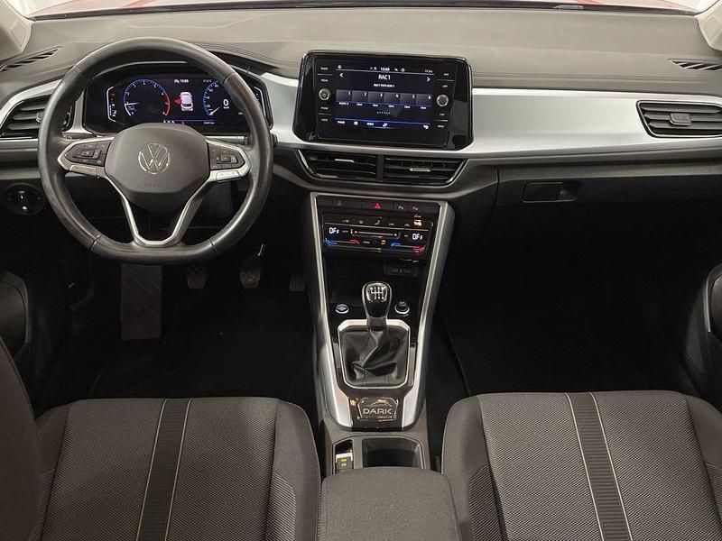 Usado VW T-Roc 110 CV (80 kW) 2024 Rojo SUV