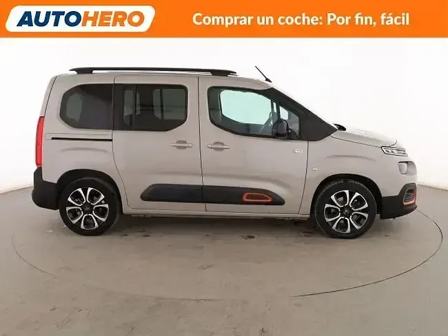 Usado Citroën Berlingo Shine 131 CV (96 kW) 2020 Gris Monovolumen