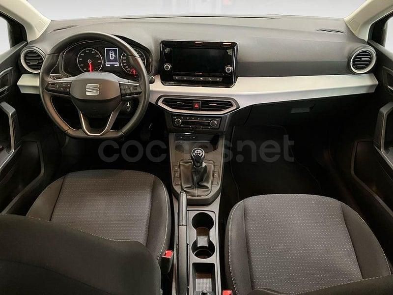 Usado Seat Ibiza Style 110 CV (80 kW) 2023 Negro Utilitario