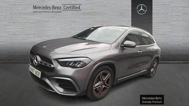 Usado Mercedes GLA200 163 CV (119 kW) 2025 Gris SUV