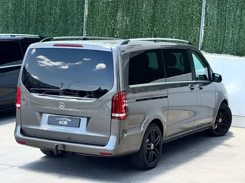 Usado Mercedes V250 AMG Edition 1 190 CV (139 kW) 2015 Marrón Monovolumen