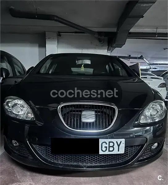 Usado Seat Leon Sport 140 CV (102 kW) 2008 Negro Utilitario