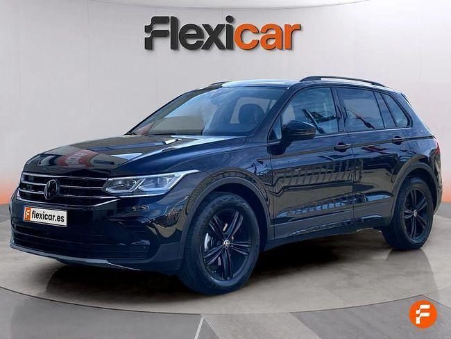 Usado VW Tiguan Life 150 CV (110 kW) 2024 Negro SUV