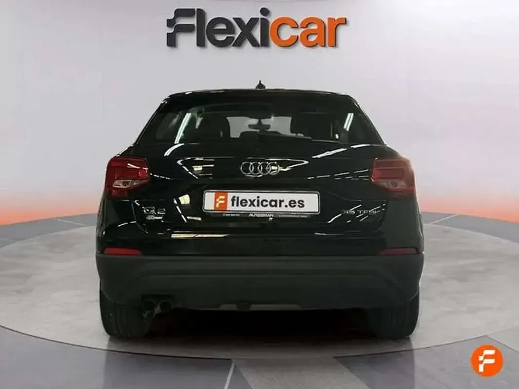 Usado Audi Q2 Advanced Plus 150 CV (110 kW) 2019 Negro SUV