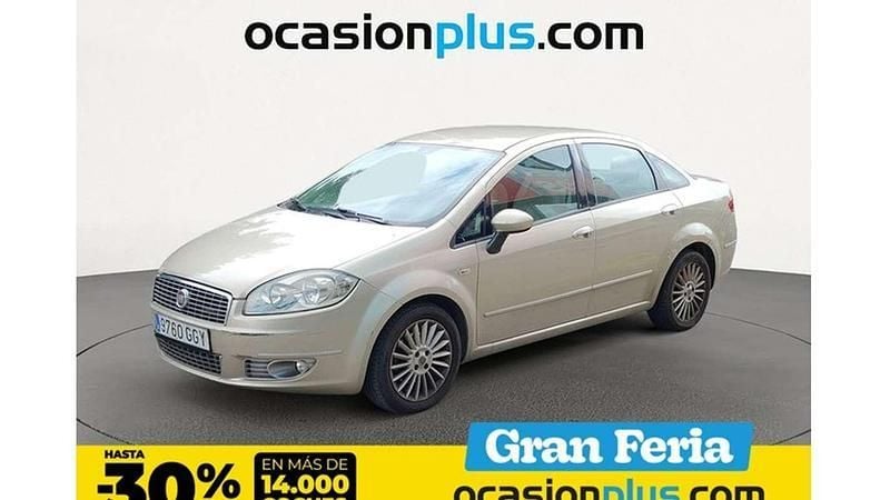 Beige Usado 2008 Fiat Linea Emotion Berlina | 1500 € - Imagen 1/4
