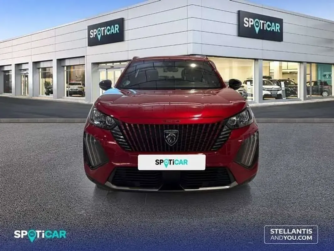Usado Peugeot 2008 Allure 102 CV (75 kW) 2024 Rojo SUV