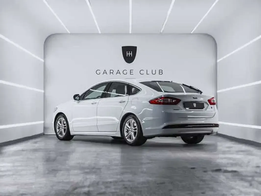 Usado Ford Mondeo Titanium 160 CV (117 kW) 2016 Berlina