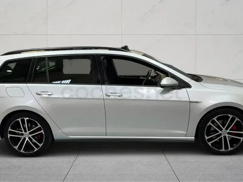 Usado VW Golf VII GTD 184 CV (135 kW) 2016 Gris / plata Familiar
