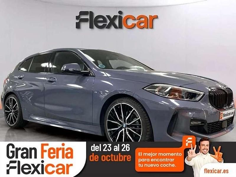 Gris Usado 2021 BMW 118 Utilitario | 26.090 € (Un poco caro) - Imagen 1/4