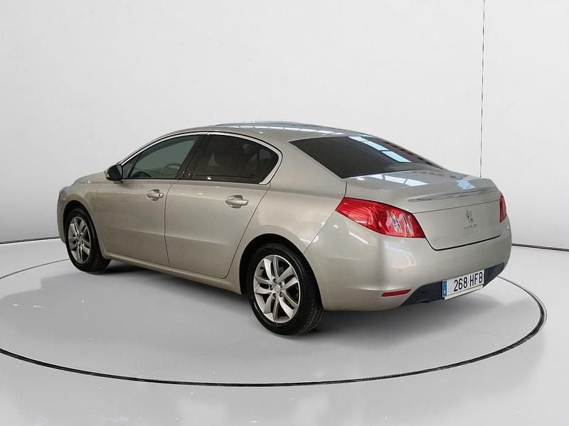 Usado Peugeot 508 Business-Line 112 CV (82 kW) 2011 Gris Berlina