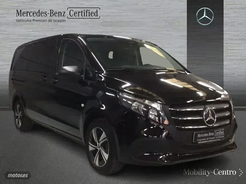 Usado Mercedes Vito 2024 Negro Van