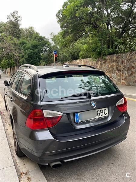 Usado BMW 320 163 CV (119 kW) 2008 Negro Familiar