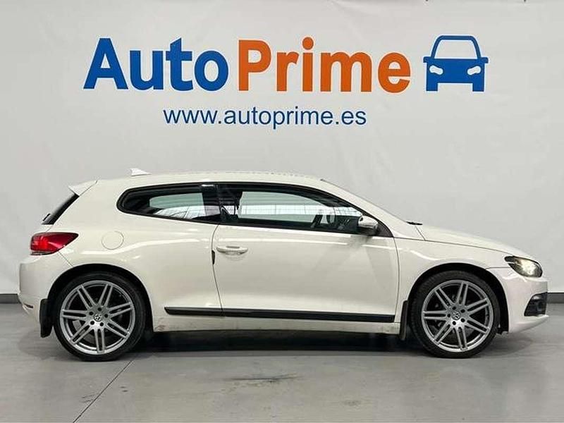 Usado VW Scirocco 160 CV (117 kW) 2009 Blanco Coupe
