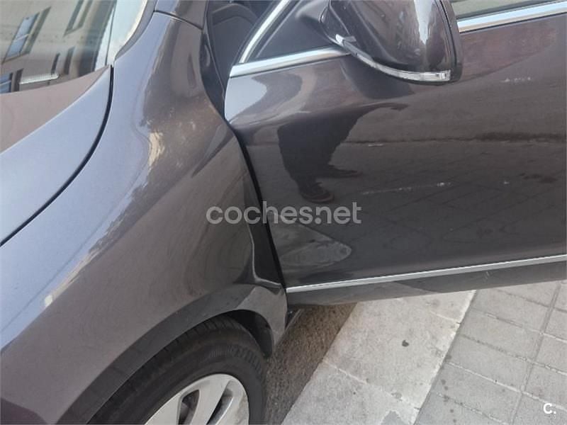 Usado Skoda Superb Ambition 170 CV (125 kW) 2011 Gris / plata Familiar