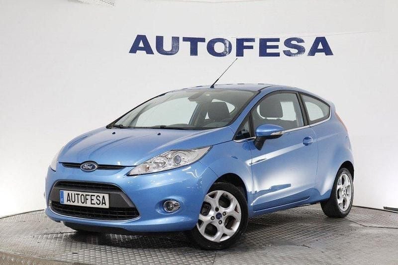 Azul Usado 2009 Ford Fiesta Titanium Utilitario | 6350 € (Un poco caro) - Imagen 1/4