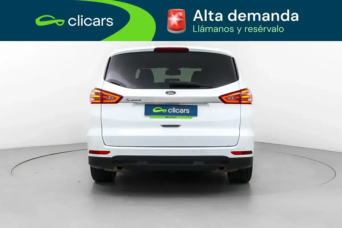 Usado Ford S-MAX Trend 160 CV (117 kW) 2016 Blanco Monovolumen