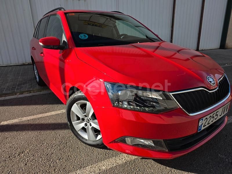 Rojo Usado 2017 Skoda Fabia Active Familiar | 6900 € (Buen precio) - Imagen 1/4