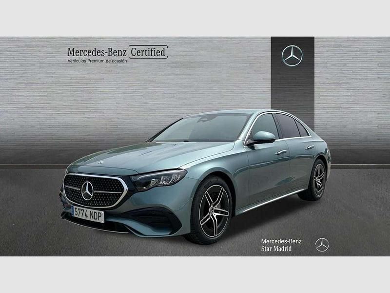 Verde Usado 2025 Mercedes E280 Berlina | 60.990 € - Imagen 1/4