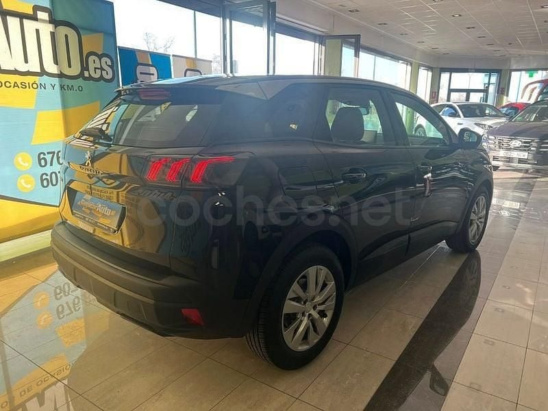 Käytetty Peugeot 3008 Active 130 HP (95 kW) 2021 Musta Katumaasturi