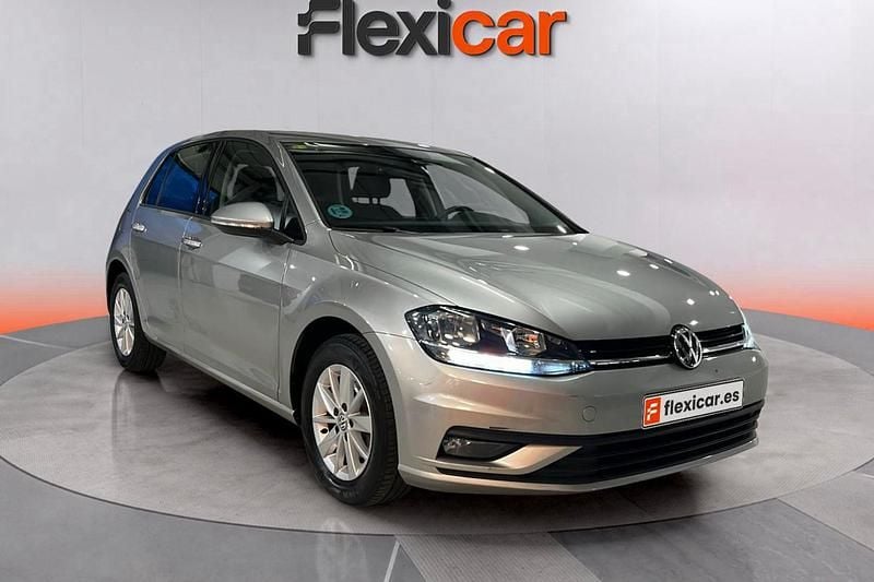 Negro Usado 2018 VW Golf Business Berlina | 12.490 € (Super precio) - Imagen 1/4