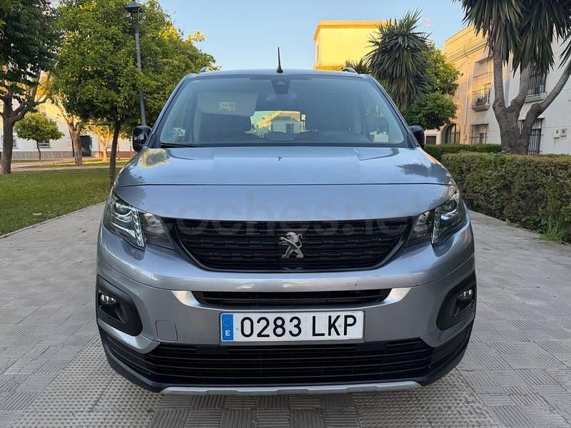 Usado Peugeot Rifter GT-line 130 CV (95 kW) 2020 Gris / plata Monovolumen