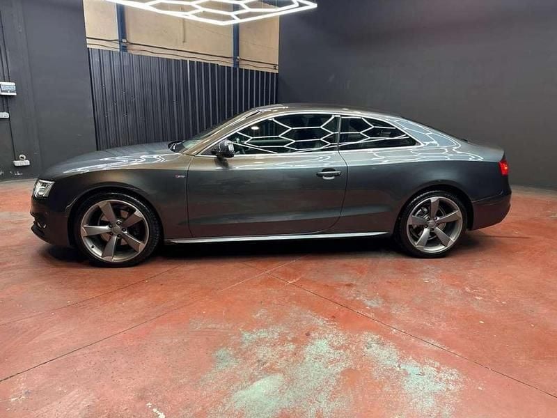 Usado Audi A5 S-Line 177 CV (130 kW) 2014 Gris / plata Coupe