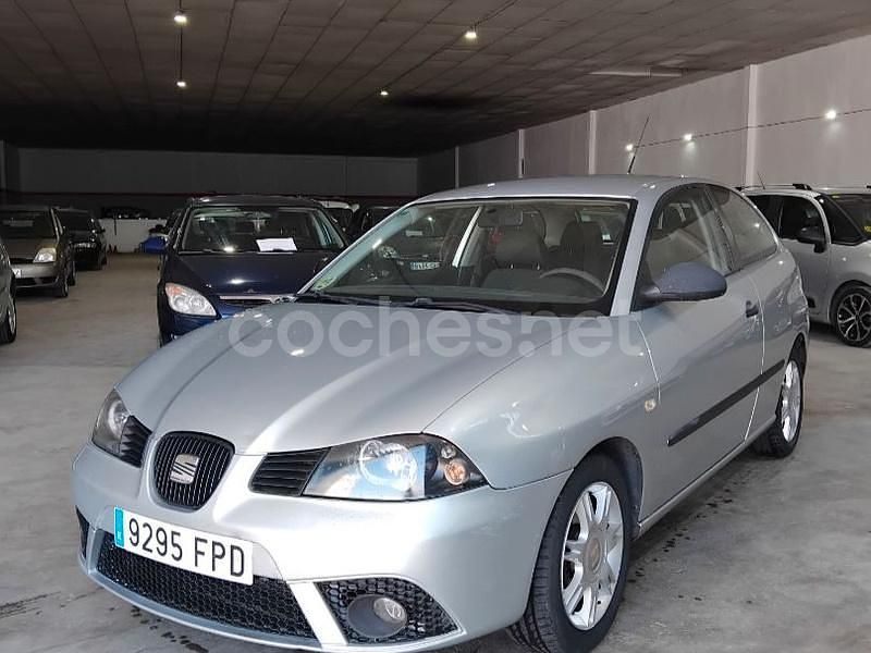 Gris / plata Usado 2007 Seat Ibiza Sport Berlina | 2500 € (Precio justo) - Imagen 1/2