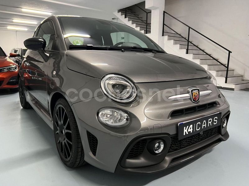 Usado Abarth 595 165 CV (121 kW) 2024 Gris / plata Utilitario
