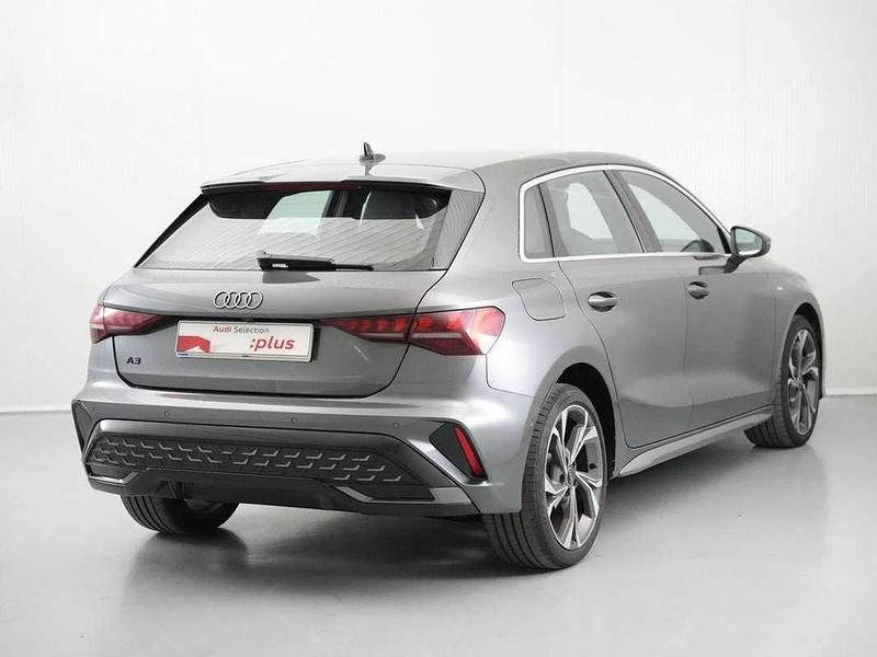 Usado Audi A3 Sportback e-tron 204 CV (150 kW) 2025 Gris Utilitario