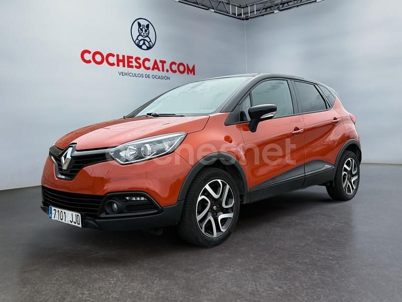 Rojo Usado 2015 Renault Captur Zen SUV | 8300 € (Buen precio) - Imagen 1/4