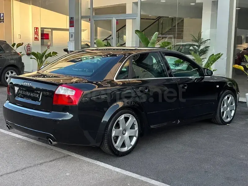 Usado Audi S4 344 CV (253 kW) 2003 Negro Berlina