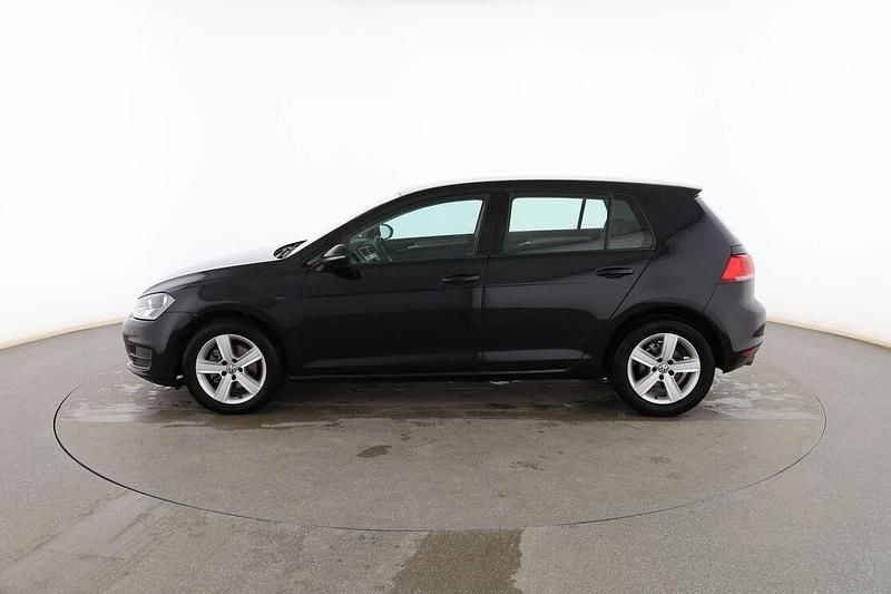 Usado VW Golf VII Advance 105 CV (77 kW) 2014 Negro Berlina